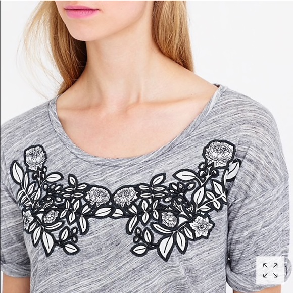 🔥5 for 30 J. Crew Floral Appliqué T-Shirt a5 - Picture 3 of 8